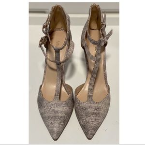 ❗️SOLD❗️Nine West Pump